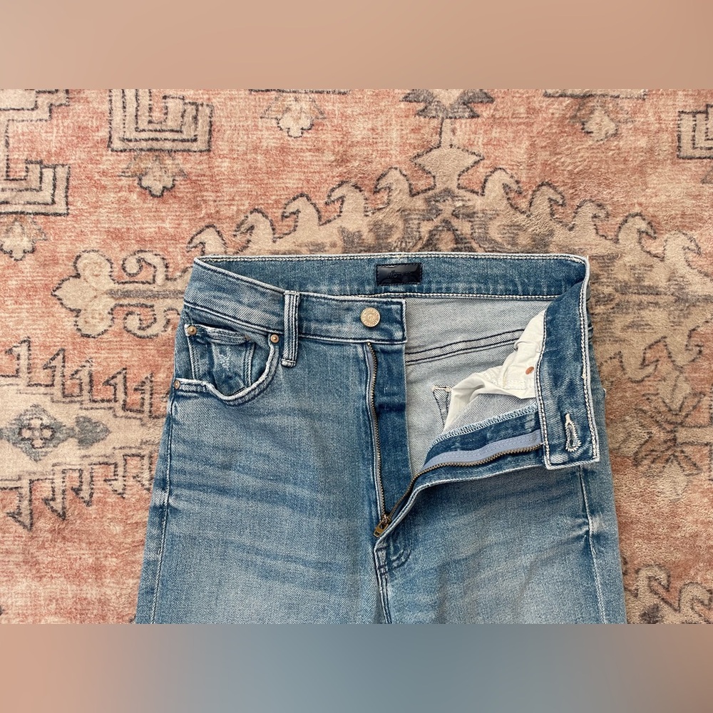 MOTHER Highwaist Rider Ankle Fray Fish Out Of Water Light Wash Jeans Women’s 26 - Picture 2 of 7